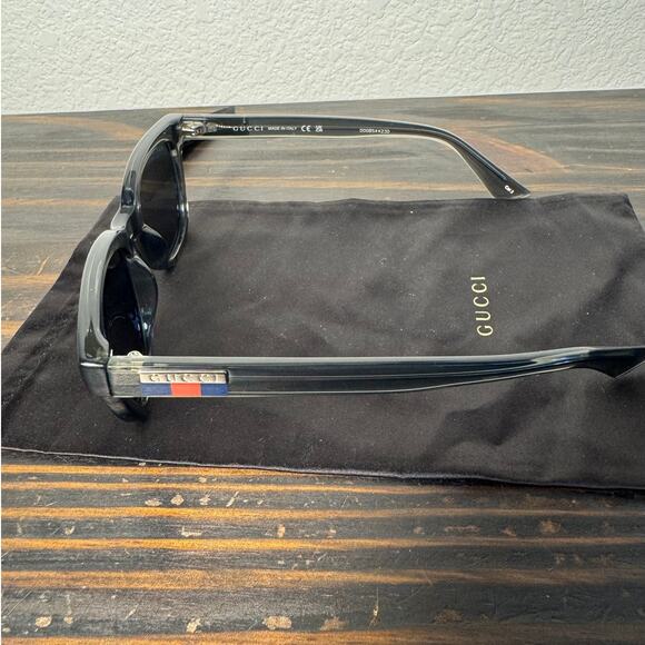 GUCCI Rectangle Wayfarer Red & Green Logo Sunglasses - Picture 5 of 10